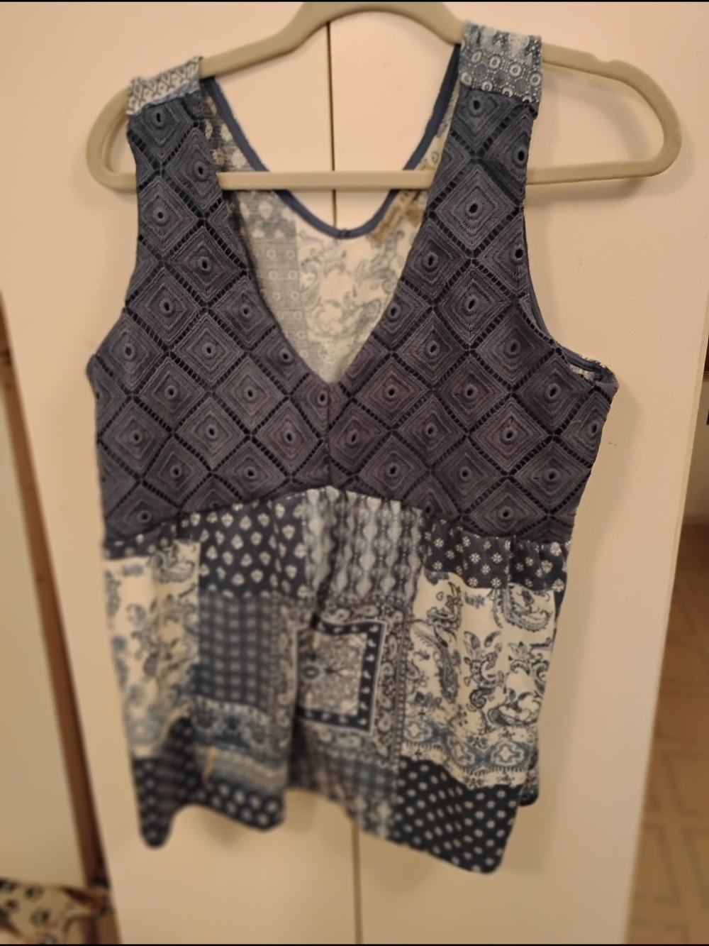 Absolutely Famous Navy and Cream Paisley Mixed-Fabric Top